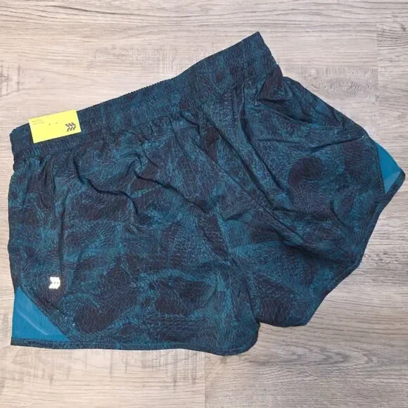New with Tag All in Motion Mid-Rise Run Short Size Medium - Picture 4 of 4